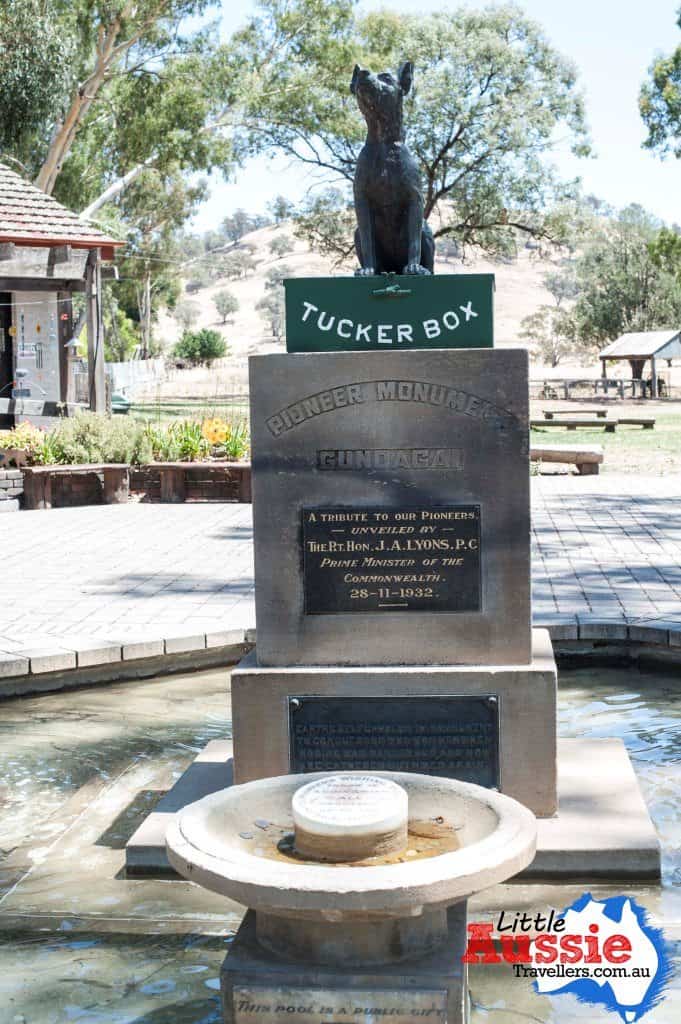 famous dog on the tuckerbox